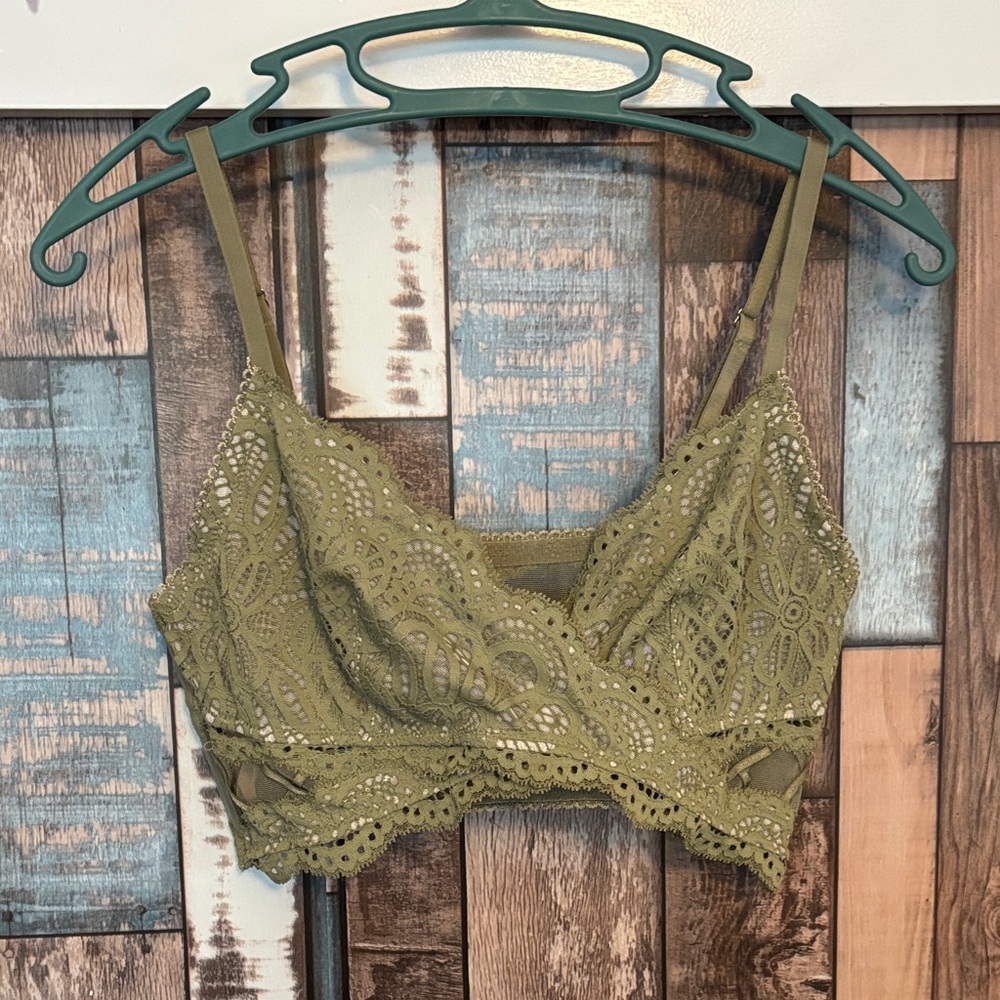 Victoria's Secret Sage Green Lace Bralette